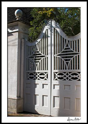 Double Gate Details