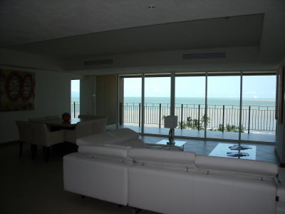 You can have this oceanfront 2-bedroom highrise concrete condo for US$350,000