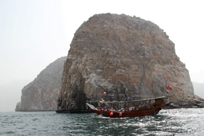 550D120302_1867_Oman Mussandam Dhow cruise.jpg