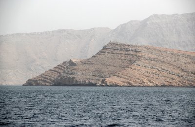 550D120302_1873_Oman Mussandam Dhow cruise.jpg