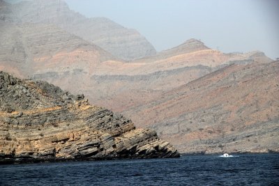 550D120302_1882_Oman Mussandam Dhow cruise m.jpg