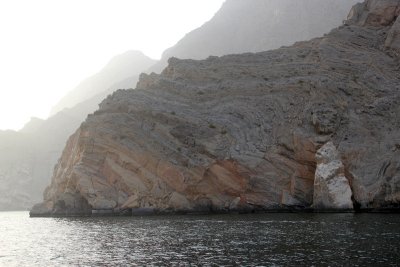 550D120302_1966_Oman Mussandam Dhow cruise.jpg