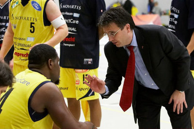 Starwings Trainer Pascal Donati - Starwings vs. Lugano Tigers 13. Januar 2008