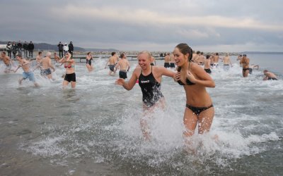 Nytårsbadning2008-1 080.jpg