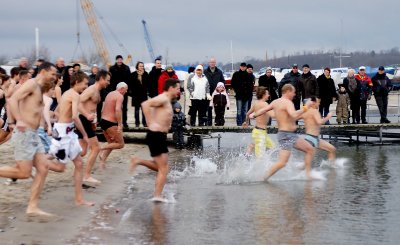 Nytårsbadning2008-1 049.jpg