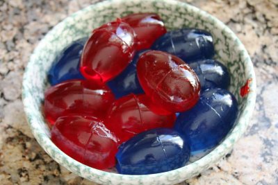 Making Jello Egg Jigglers