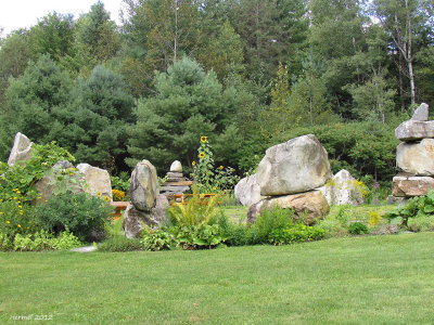 Menhir -Parc des deux rivires. East Angus, Qc 