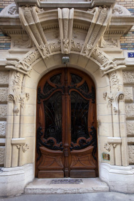 Doorways of Paris