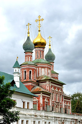 53_Novodevichy Convent.jpg