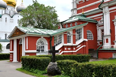 60_Novodevichy Convent.jpg