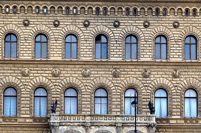 64_Architecture viewed from a canal.jpg