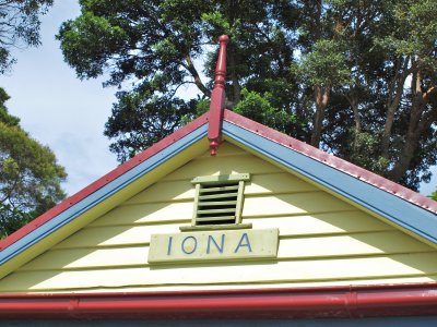 Iona Cottage @ Marks Point on Lake Macquarie