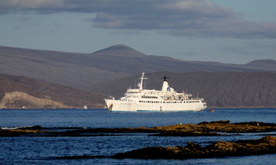 M/V Galapagos Legend