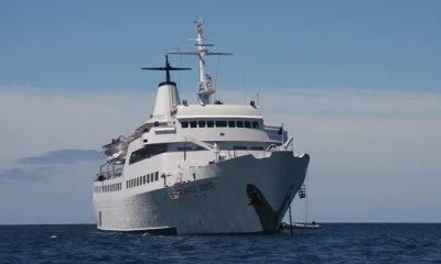 M/V Galapagos Legend