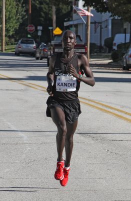 Richard Kandie (5th place in 14:08)