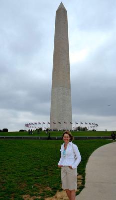 Nina at the Washington Monument