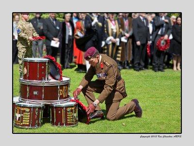 Garrison Commander lays his wreath of Poppies