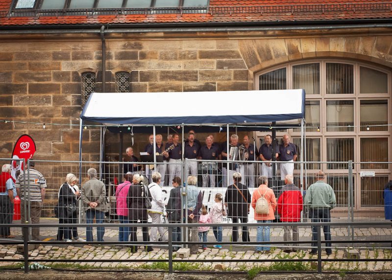 traditional music on the canal
