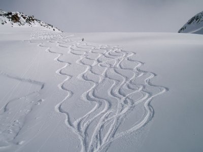 ski tracks