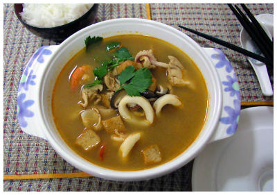 Hot and sour seafood soup