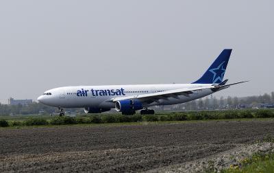 Air Transat, Airbus 330-243