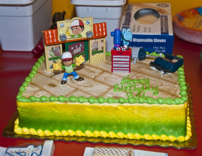 Handy Manny Cake 1