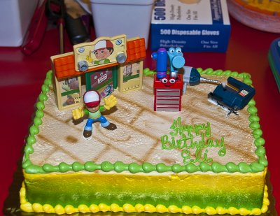Handy Manny Cake 2