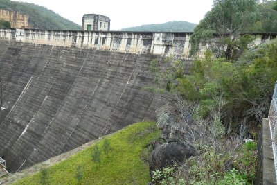 Nepean Dam - main wall
