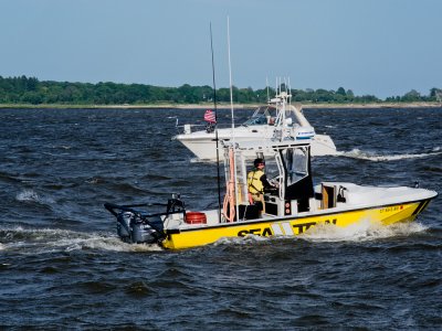 Traffic on the Connecticut River