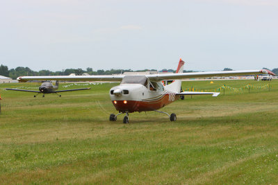 8    Cessna 210 & Piper Tomahawk.
