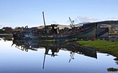 Salen Reflections