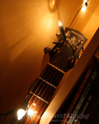 Dec 18: Guitar & lights