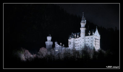 Schloss um Mitternacht