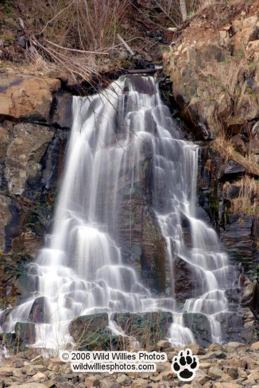 Roadside waterfall 1 06