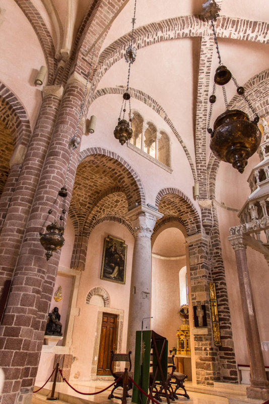 St. Tripun, Kotor