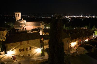 Assisi at night