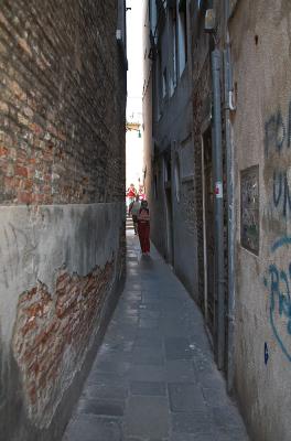 Some of the streets are quite narrow!