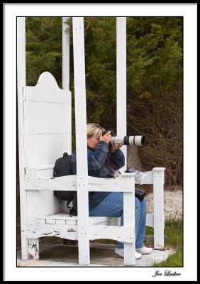 I have the 300mm with an extender. I'll just sit here and shoot