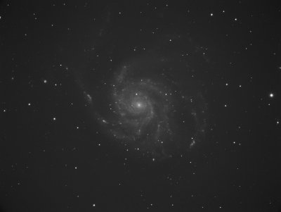 M101 with the new version of the lens cell (19-May-2011).