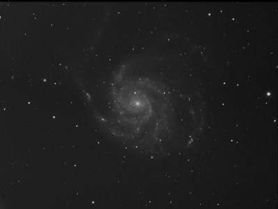 M101 - Pinwheel Galaxy  19 & 21-May-2011 (Luminance only)