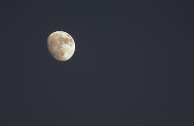 Moon 001.jpg