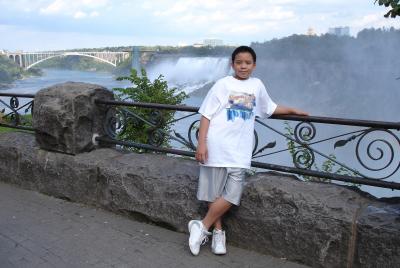 Niagara Falls (Rainbow Bridge)