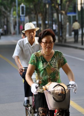 Shanghai cycling duo