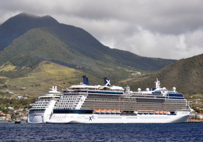 Daily cruise liners to St Kitts