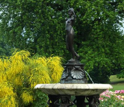 Diana fountain again