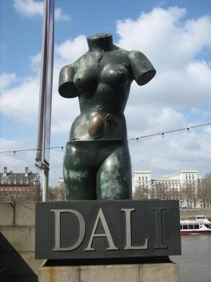 Dali body egg