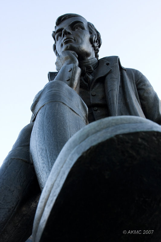 0105 Looking Up At Robbie Burns