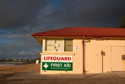 110820_071857_18899 Morning Light On The Lifeguard Station (Sat 20 Aug)
