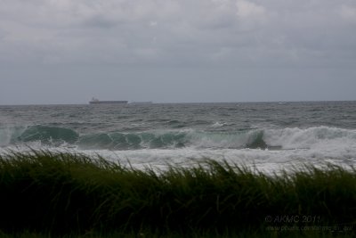 111227_20087 Wind And Waves (Tue 27 Dec)