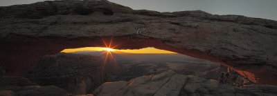 Mesa Arch_Panorama1.jpg
